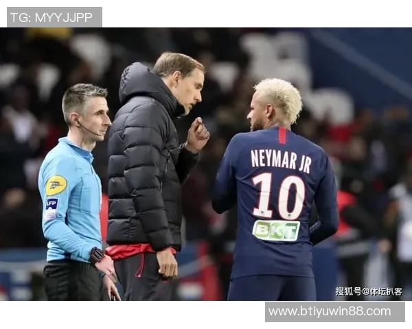 萨勒马科尔斯与埃斯图皮尼安双双受伤阿莱格里或将调整战术阵型 萨勒马科尔斯与埃斯图皮尼安双双受伤阿莱格里或将调整战术阵型