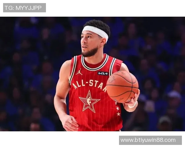 太阳老板称布克在困难时刻坚定支持我展现球队核心价值