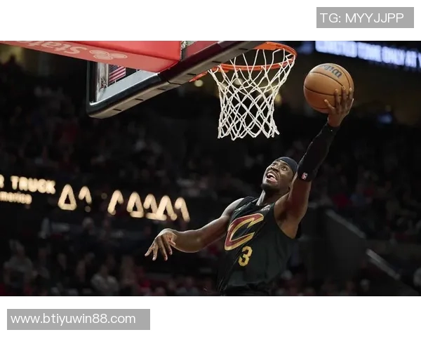 米切尔谈球队表现：在压力下展现应有水平并取得胜利